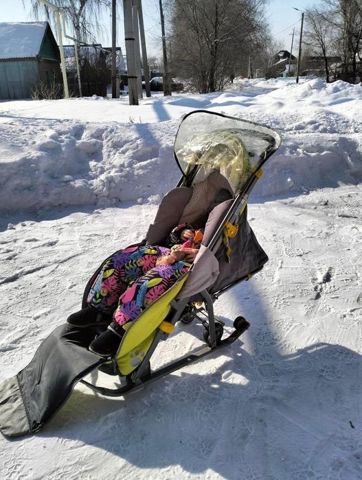 Продам зимние сани 7000тг.