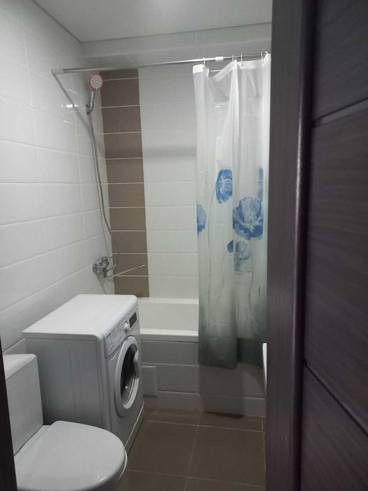 Дава се под наем Двустаен апартамент в София, Люлин 10 - 68 кв.м за 350 € - Снимка #2