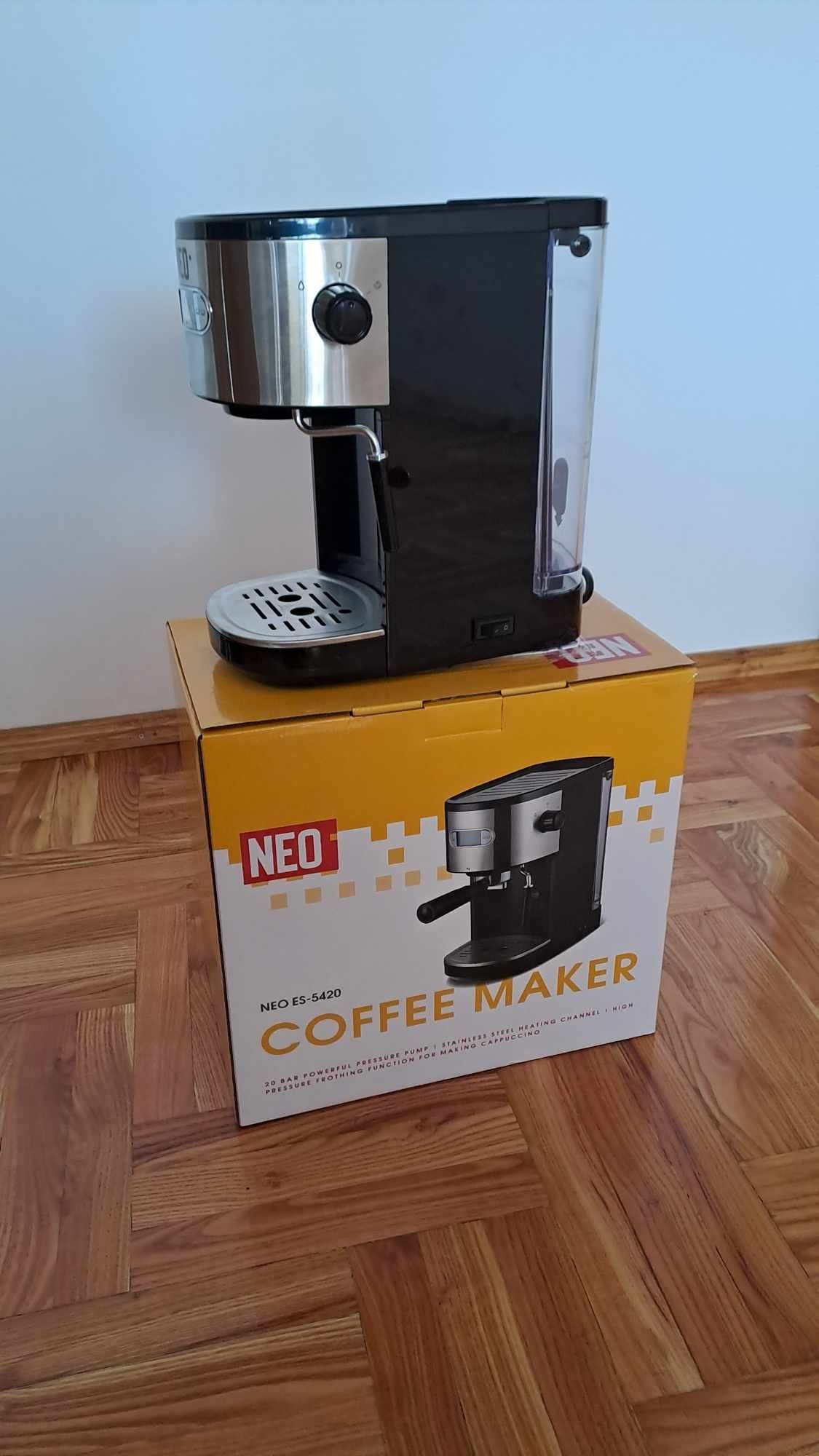 Кафе машина NEO чисто нова