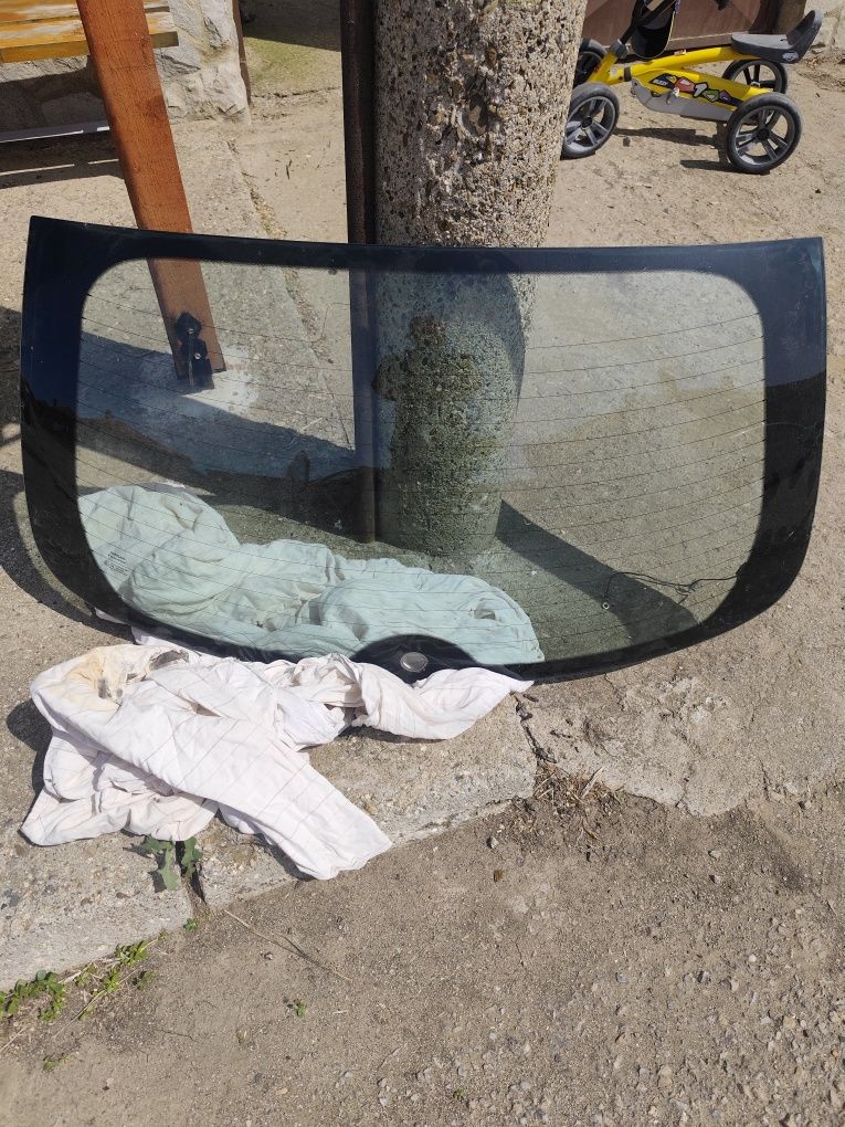 Стъкло за пета врата Нисан