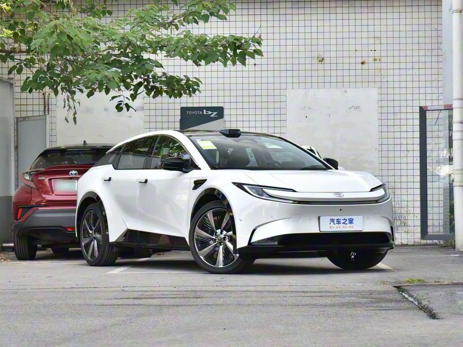 Toyota bZ5 550pro smart буюртмага юклайман