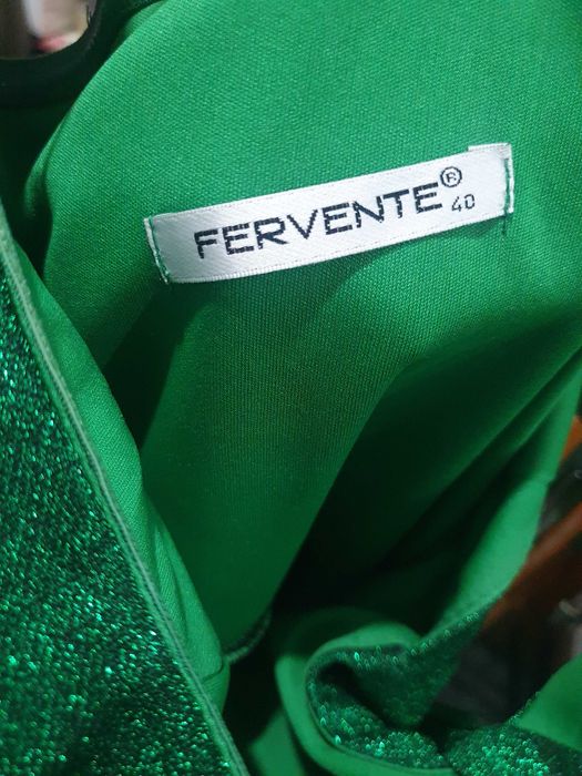 Официална рокля с едно рамо