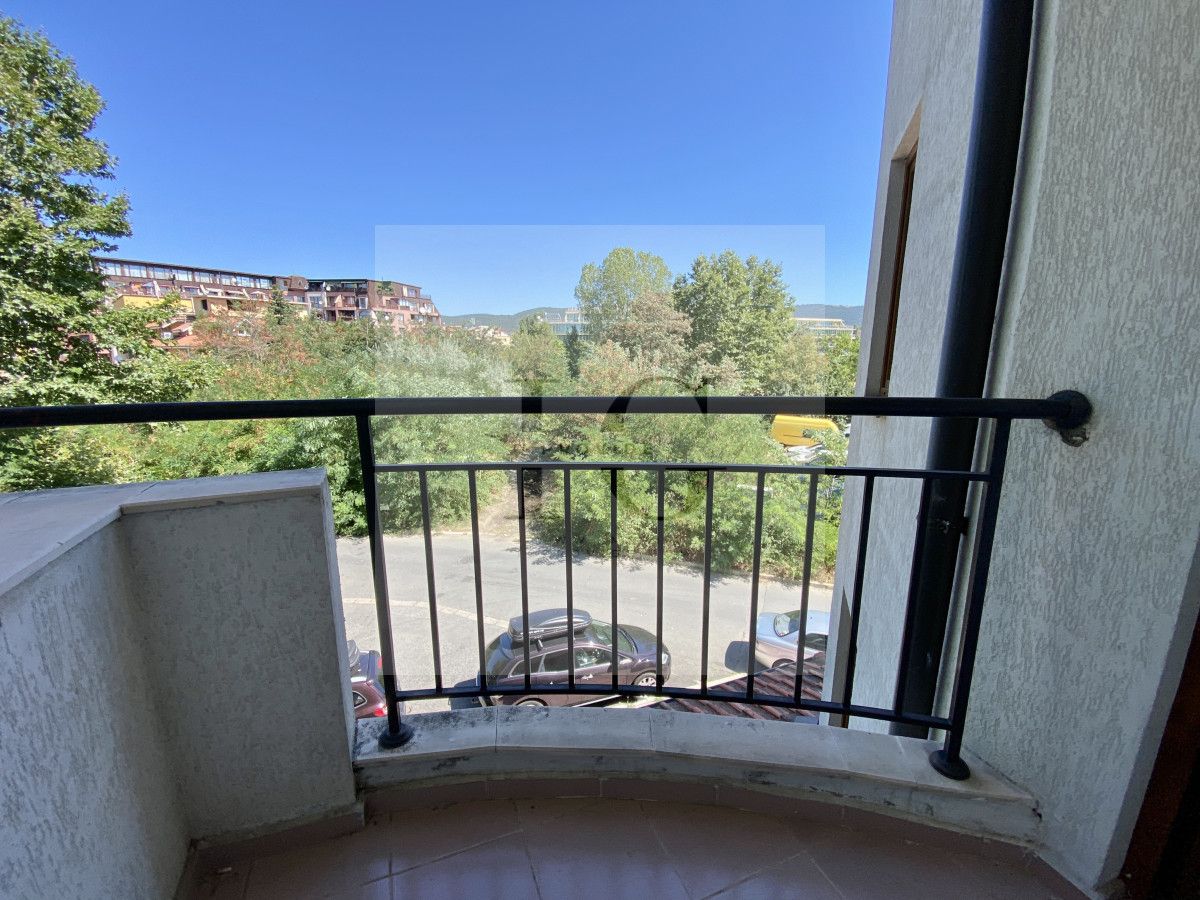 Продава се Двустаен апартамент в к.к. Слънчев бряг - 84 кв.м за 1067 €/кв.м - Снимка #14