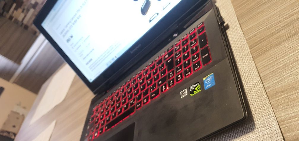 Laptop Gaming Lenovo Y50-70  15,6 FHD" intel i7 ,16GRAM, GTX 960M 4GB