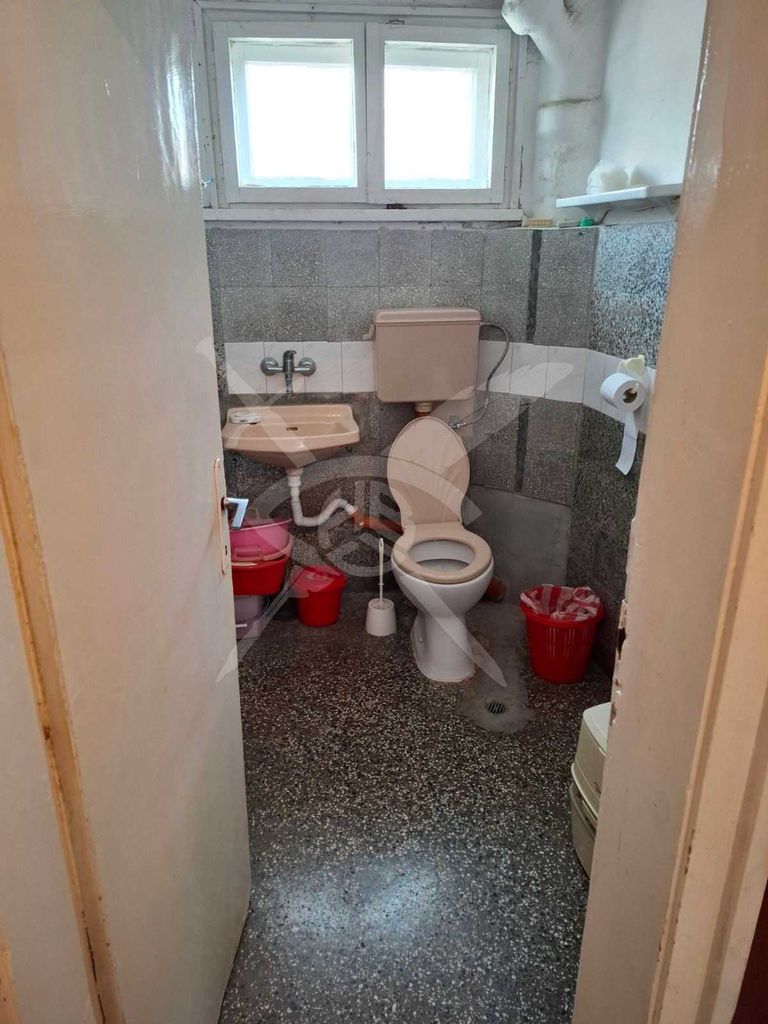 Продава се Тристаен апартамент в Поморие - 109 кв.м за 964 €/кв.м - Снимка #5