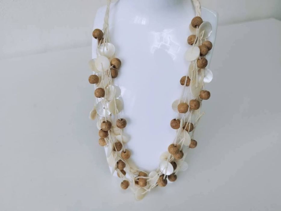 Vechi colier/lant etnic, tip boho, din scoica (sidef)