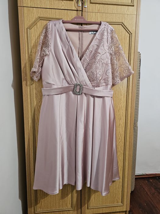 Rochie noua, doar probata