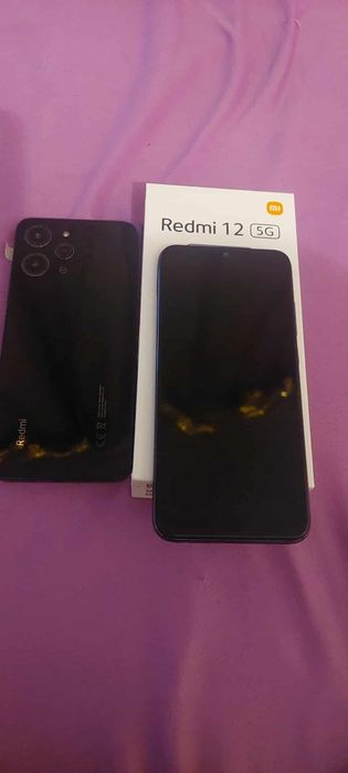 Vând redmi note 8t cu sticla de la camera crăpată și redmi 12 5G