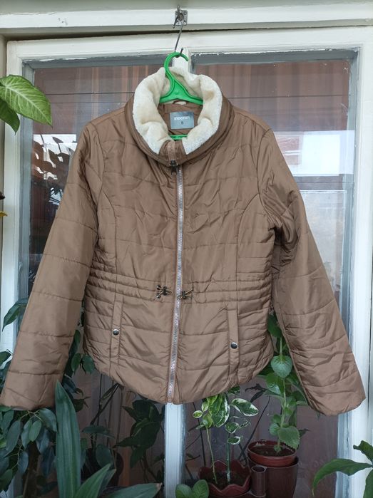 Куртка женская р.48 50