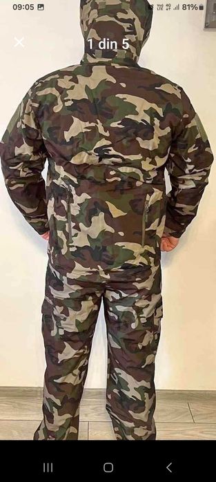 Vînd costum termo-camuflaj toamnă iarnă nou