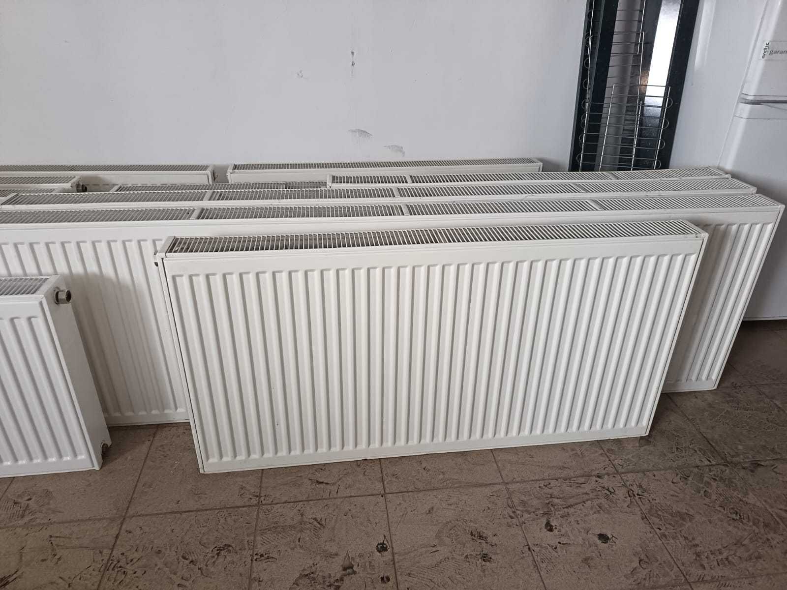 Vând calorifere cu diferite dimensiuni  sunt utilizate. Marca Korad