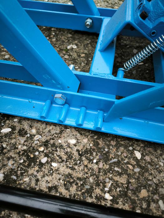 Чисто нов  хидравличен крик за мотор