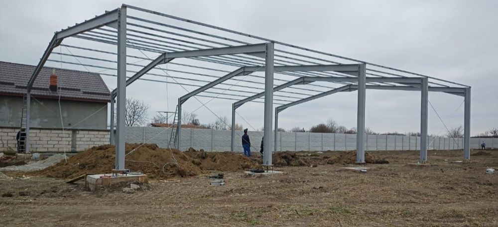 Vand si construiesc o gama larga de hale sau structuri metalice noi ne