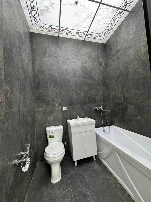 Сергели.Султонобод махалляси. 2.2 сотихда 6 хонали зор уй сотаман