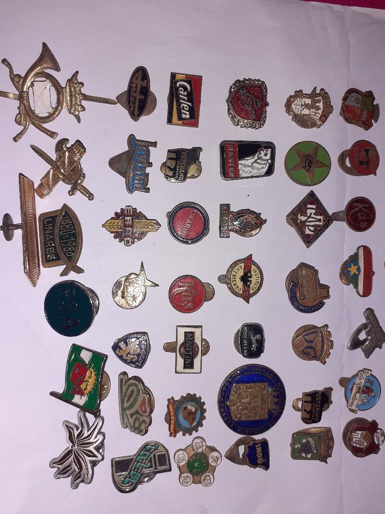 Lot insigne vechi din Spania