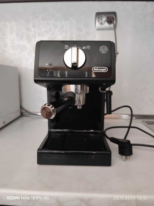 Кафе машина Delonghi