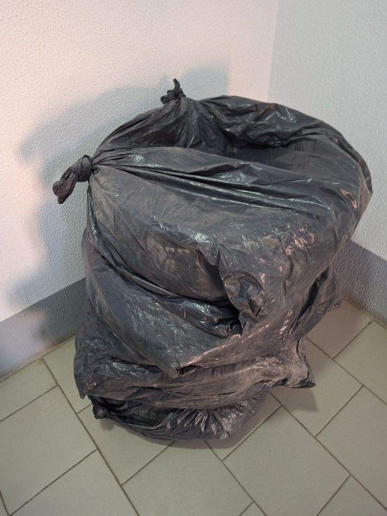 Продам б/у шины нокиан нордман летние комплект