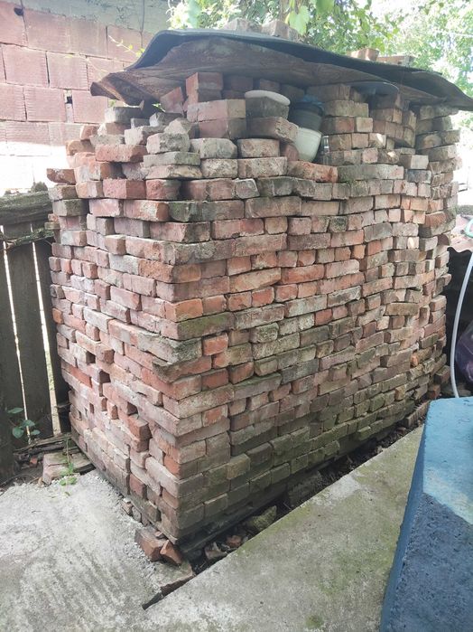 Cărămidă de vânzare