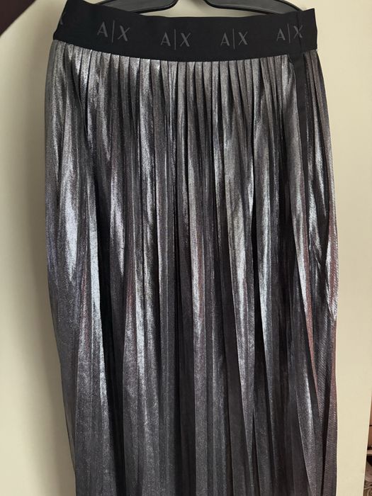 Armani exchange  , Armani , Guess