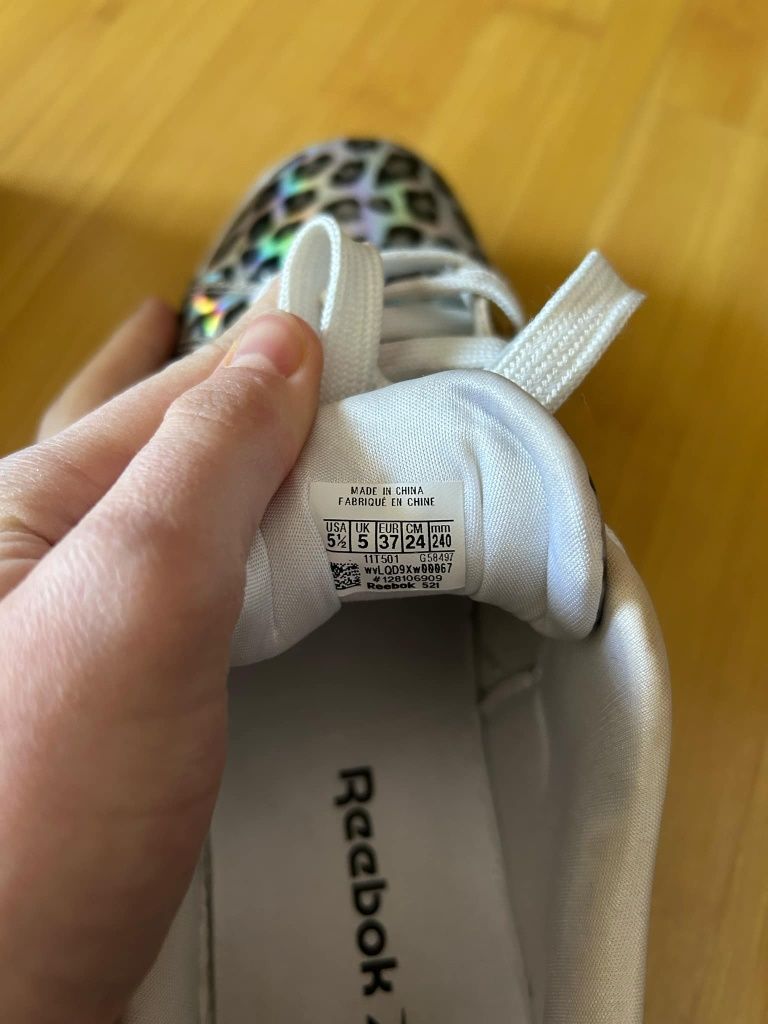 Маратонки Reebok 37