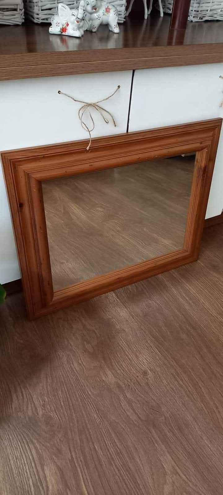 Стенно  огледало