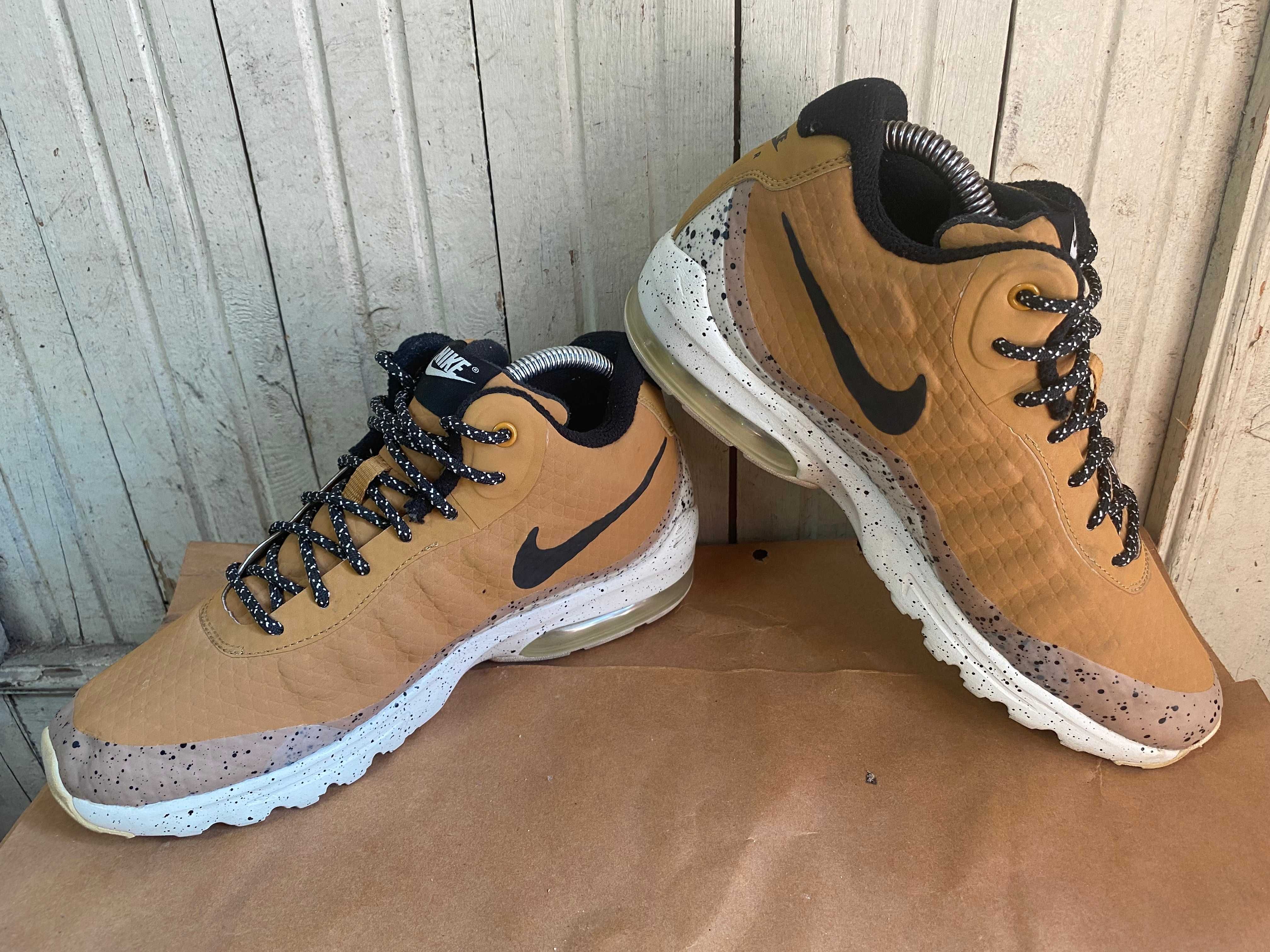 ''Nike Air Max Invigor Mid''оригинални мъжки маратонки 40.5 номер