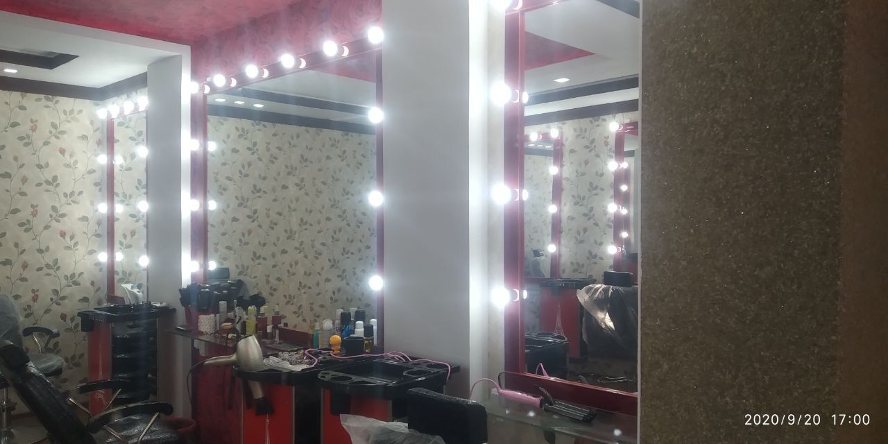 Salon uchun jihozlar sotiladi