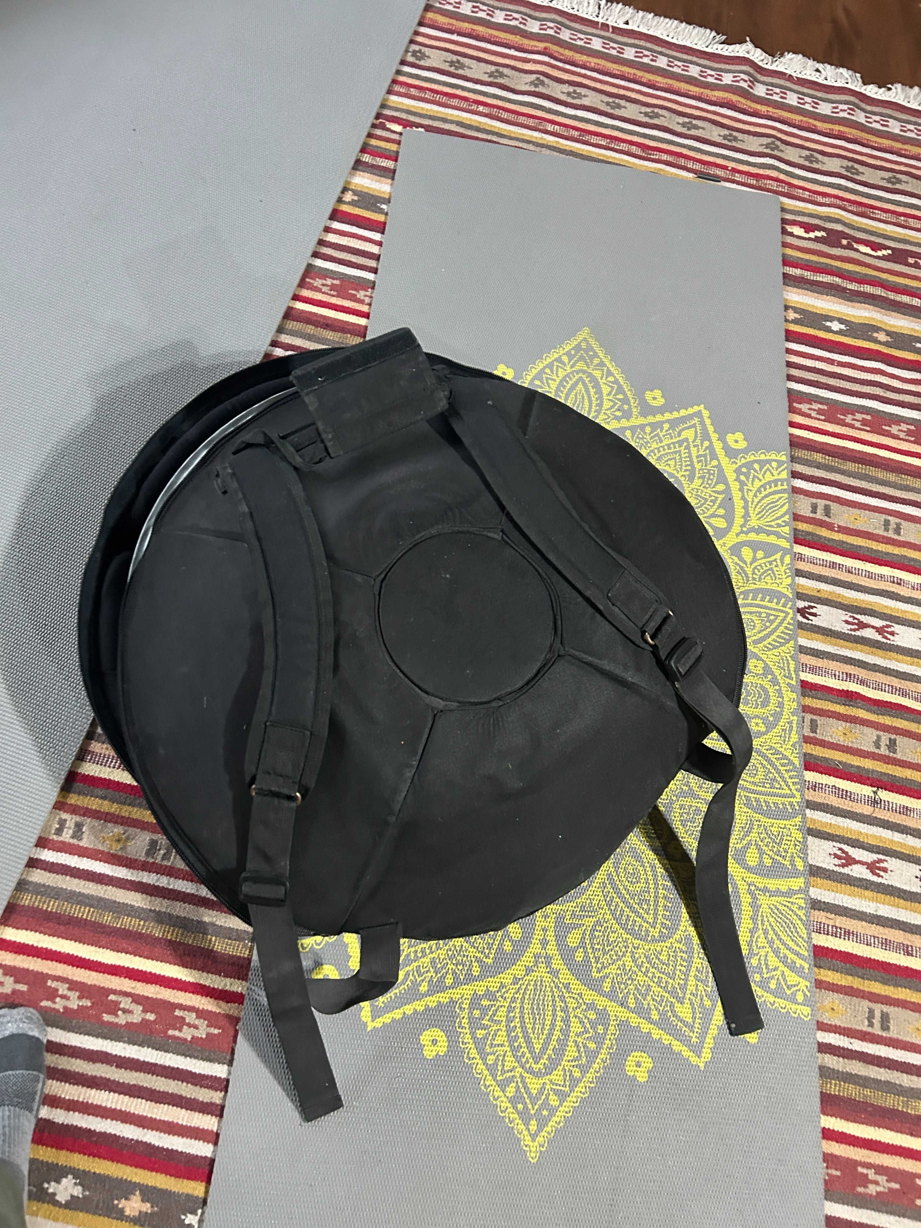 Steel Handpan стоманен барабан с ранница