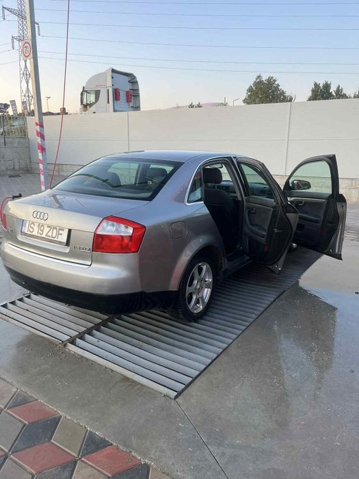 Vând Audi a4 2005