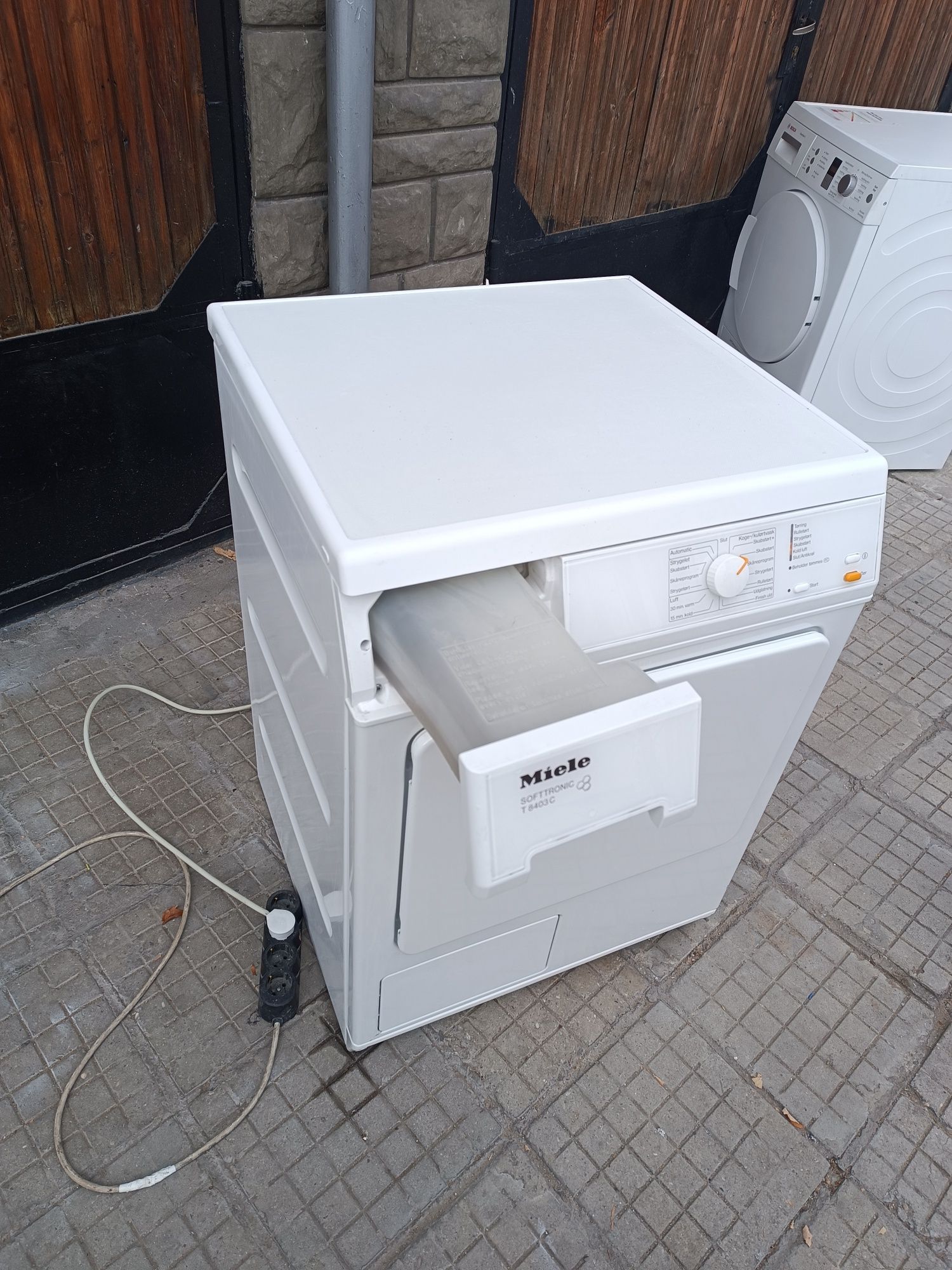 Кондензна сушилня miele