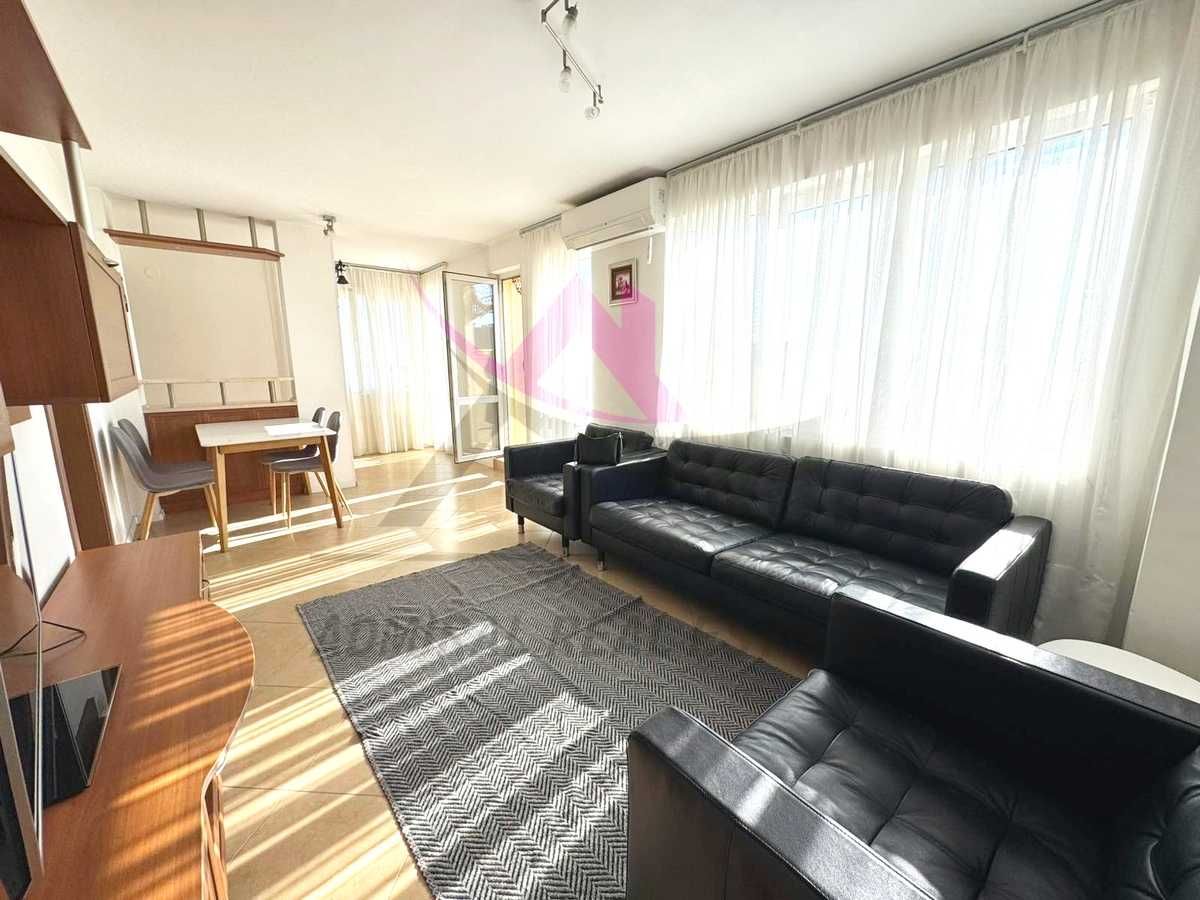 Дава се под наем Тристаен апартамент в Варна, Бриз - 117 кв.м за 850 € - Снимка #2