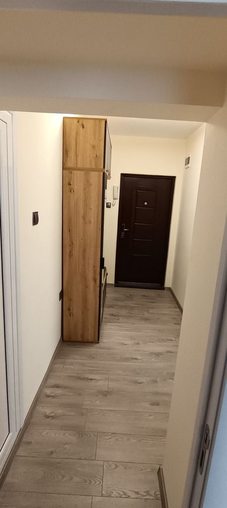 Дава се под наем Тристаен апартамент в Варна, Младост 2 - 55 кв.м за 459 € - Снимка #2