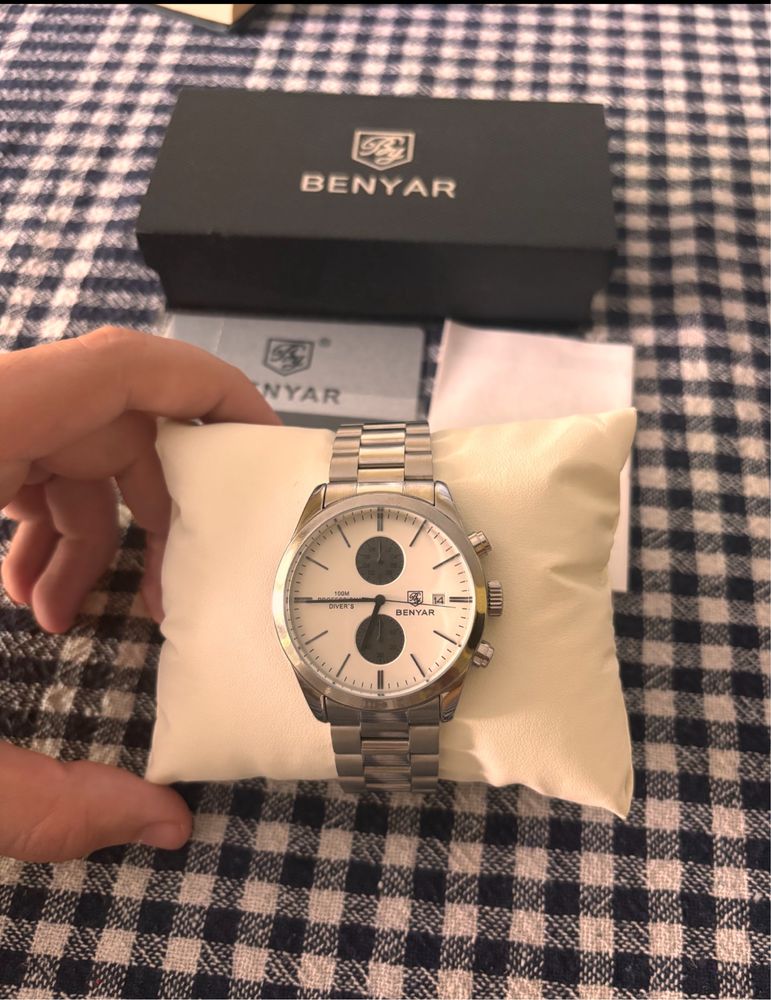 Чисто Нов Мъжки Часовник Benyar Chronograph
