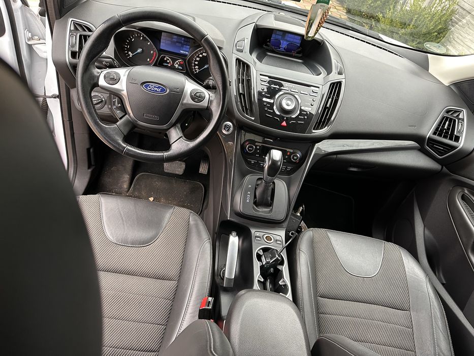 Ford kuga titanium 4x4