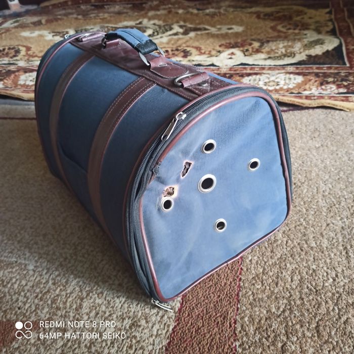 Переносная сумка для питомцев когтечнсалка и другое