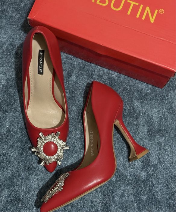 Yangi Qizil Tufli Новые Красные Туфли - Miss Miller 37 размер