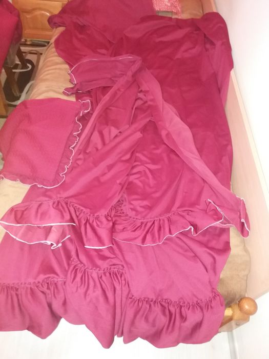 Пердета завеси с шалте за спалня