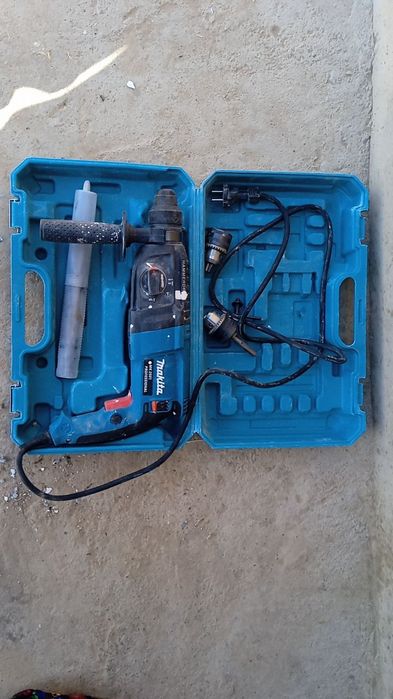 Perfarator Makita