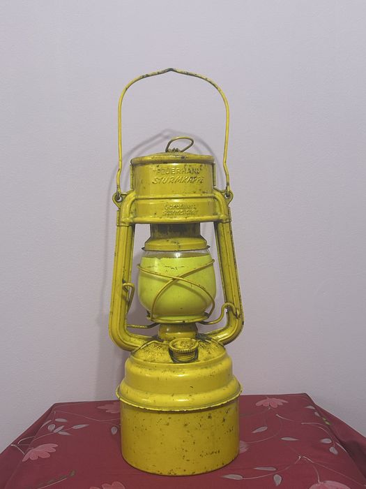 Lampă pe gaz originală Feuerhand Sturmkappe. Made in Germany