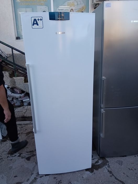 XXL Огромен вертикален фризе Бош Bosch 2 години Гаранция!