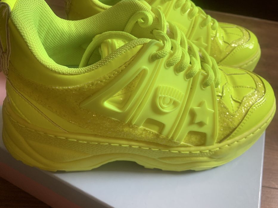 Chiara Ferragni сникърси