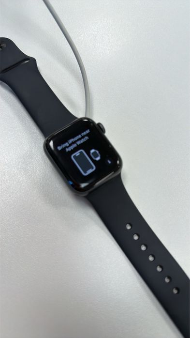 Apple Watch Series 5 (GPS)