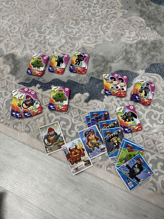 Vand carti de joc copii