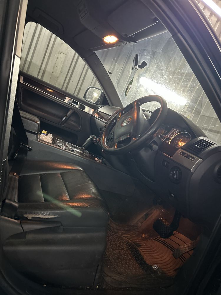 Dezmembrez Touareg 3.0 BKS 2007