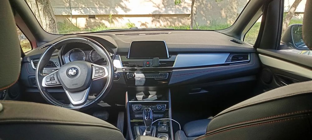 BMW Seria 2 Vând BMW seria 2