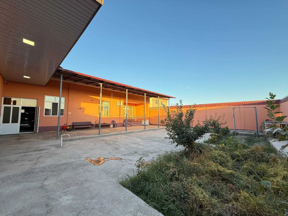 TAYYOR 6 SOTIQLI kottedj sotiladi