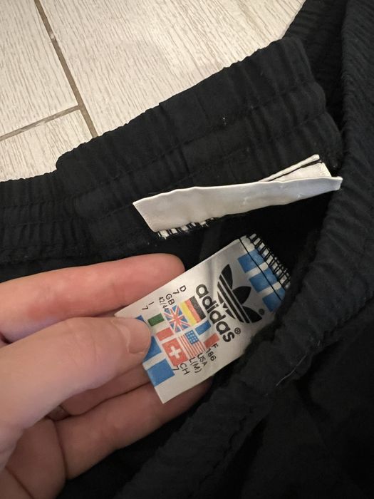 Pantaloni Adidas barbati marimea L