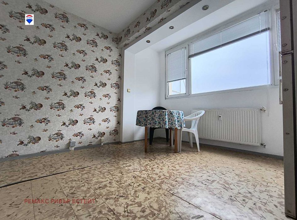 Продава се Тристаен апартамент в Русе, Здравец Север 2 - 79 кв.м за 1138 €/кв.м - Снимка #8