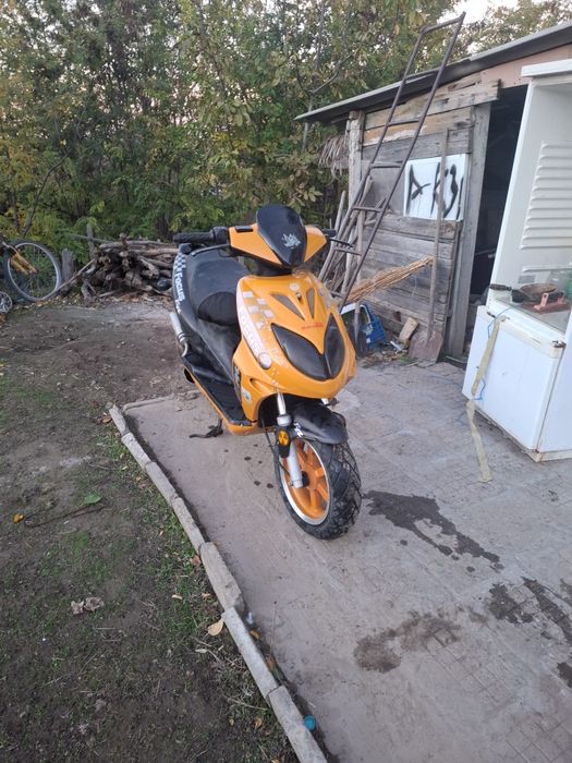 Скутер 50кубика с кит 70cc