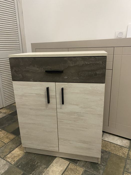 Pantofar din pal gri